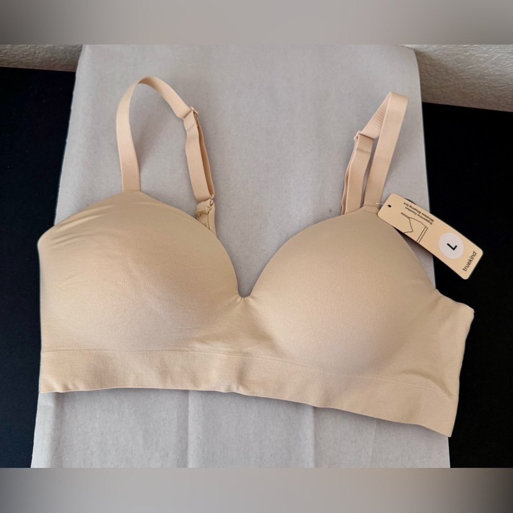 Truekind Supportive Comfort Wireless Shaping Bra Nude/Beige Size Large NWT - Picture 3 of 7